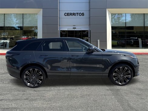 New 2026 Land Rover Range Rover Velar Dynamic SE image 4