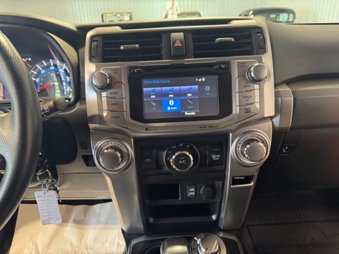 Used 2016 Toyota 4Runner SR5 image 26