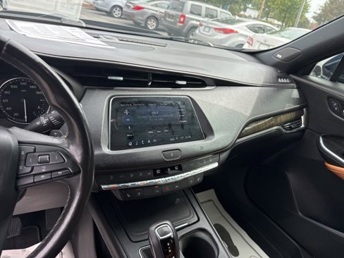 Used 2019 Cadillac XT4 Premium Luxury image 20