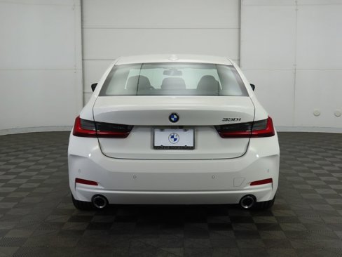 Used 2025 BMW 330i Sedan w/ Convenience Package image 7