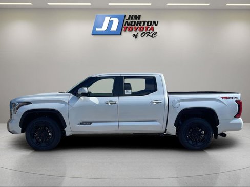 New 2026 Toyota Tundra SR5 image 8