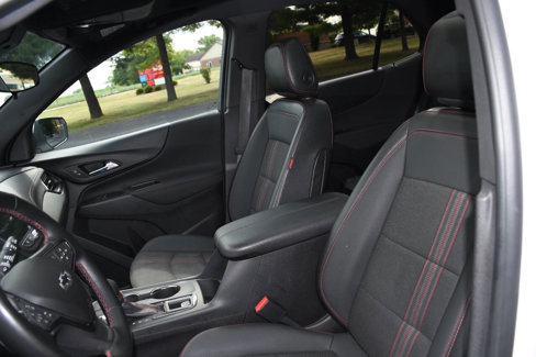 Used 2023 Chevrolet Equinox RS image 11
