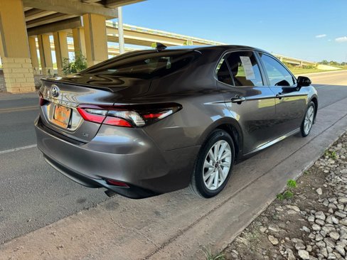 Used 2024 Toyota Camry LE image 3