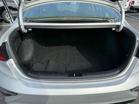Used 2021 Kia Forte LXS image 8