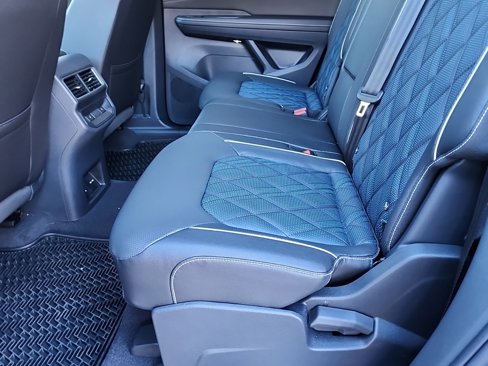 New 2025 Volkswagen Atlas Cross Sport SEL Premium R-Line image 11