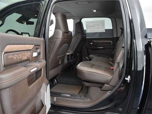 New 2025 RAM 2500 Limited image 8