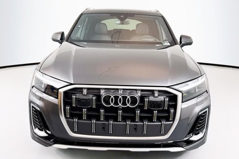 New 2025 Audi Q7 3.0T Prestige image 2