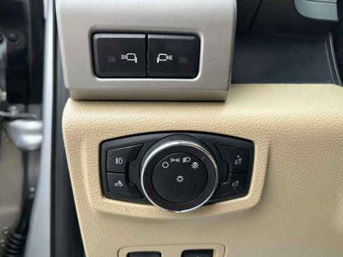 Used 2019 Ford F250 Lariat w/ Lariat Ultimate Package image 21