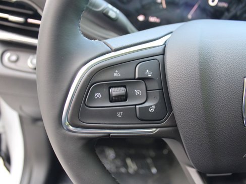 New 2025 Buick Envista Sport Touring w/ Convenience I Package image 17
