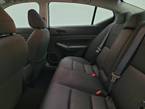 Used 2024 Nissan Altima 2.5 SV image 18