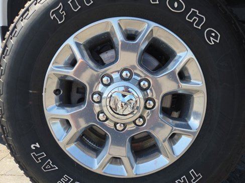 Used 2024 RAM 2500 Laramie image 14