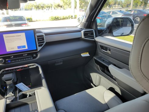 New 2025 Toyota Tundra Limited image 17