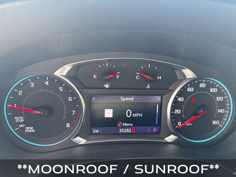 Used 2023 Chevrolet Traverse RS image 3