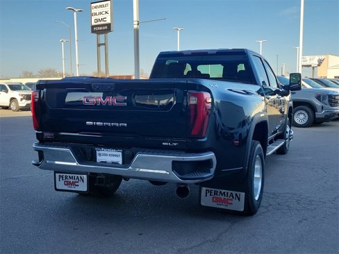 New 2025 GMC Sierra 3500 SLT w/ SLT Convenience Package image 10