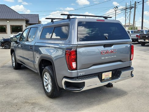 Used 2020 GMC Sierra 1500 4x4 Crew Cab w/ Sierra Value Package image 3