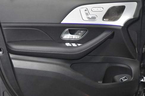 New 2026 Mercedes-Benz GLS 450 4MATIC image 3