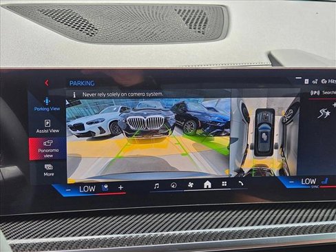New 2026 BMW X5 M60i w/ Climate Comfort Package image 12