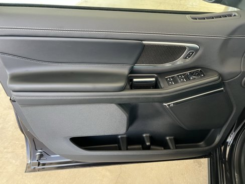 New 2025 Ford Expedition Platinum w/ Stealth Appearance Package image 8