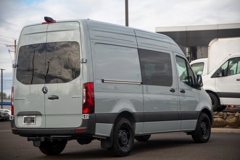 Used 2025 Mercedes-Benz Sprinter 2500 image 11