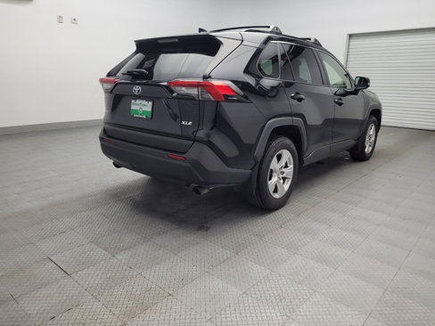 Used 2019 Toyota RAV4 XLE w/ Convenience Package image 9
