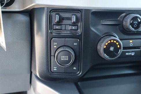 New 2025 Ford F250 XLT w/ FX4 Off-Road Package image 7