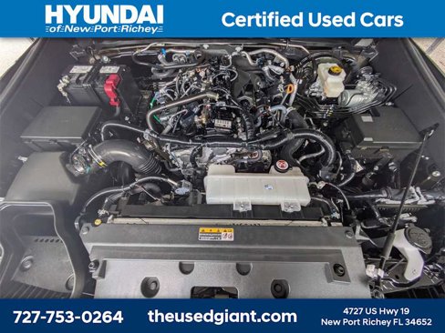 Used 2025 Toyota Tacoma Limited image 15