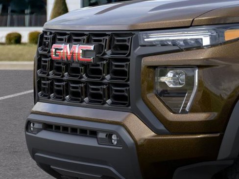 New 2025 GMC Canyon Elevation w/ Convenience Package image 32