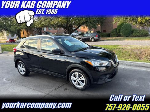 Used 2019 Nissan Kicks S image 1