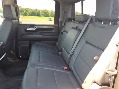Used 2024 Chevrolet Silverado 3500 LTZ w/ LTZ Plus Package image 10