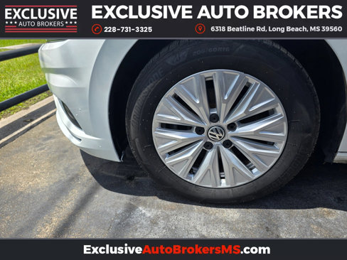 Used 2019 Volkswagen Jetta S w/ Driver Assistance Package image 8