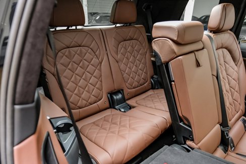 Used 2024 BMW X7 xDrive40i w/ M Sport Package image 44
