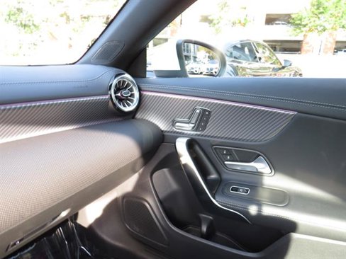 Used 2025 Mercedes-Benz CLA 250 4MATIC image 18