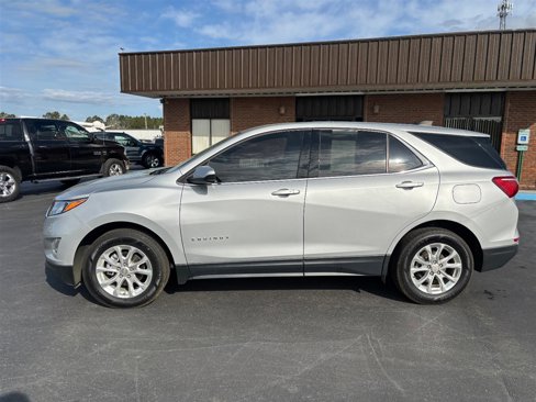 Used 2020 Chevrolet Equinox LT image 2