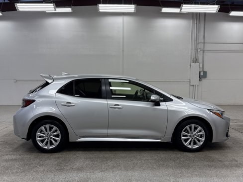 Used 2025 Toyota Corolla SE image 23