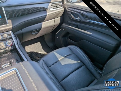 Used 2023 GMC Yukon Denali w/ Max Trailering Package image 18