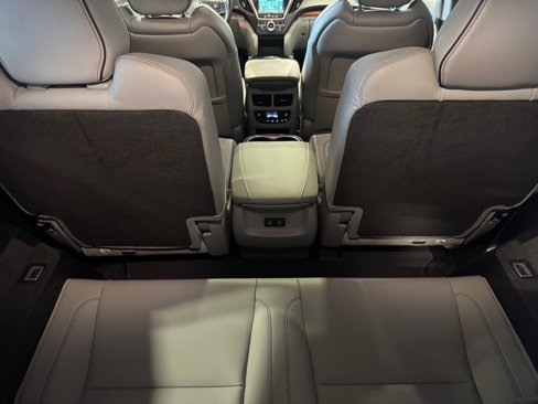 Used 2017 Acura MDX FWD w/ Advance Package image 46