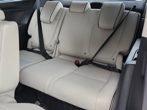 New 2026 Honda Odyssey Touring image 8