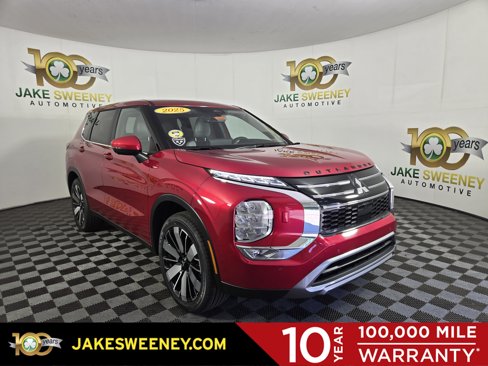New 2025 Mitsubishi Outlander SE image 1