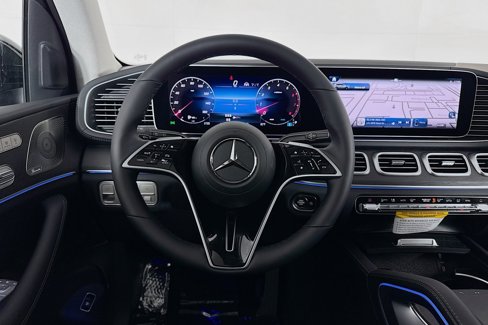 New 2026 Mercedes-Benz GLS 450 4MATIC image 4