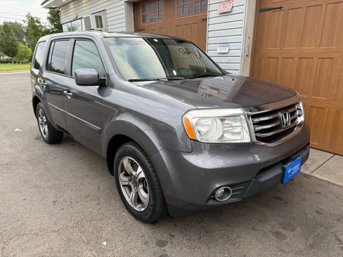 Used 2015 Honda Pilot SE image 1