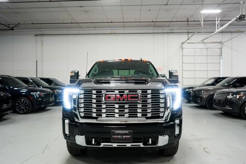 Used 2024 GMC Sierra 2500 Denali w/ Technology Package image 4