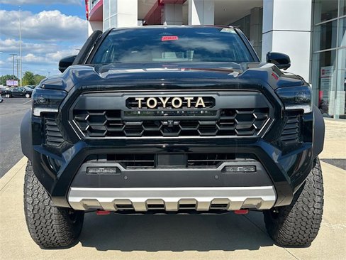 New 2025 Toyota Tacoma 4x4 Double Cab Hybrid image 14