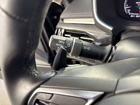 Certified 2025 Acura MDX w/ Technology Package image 15