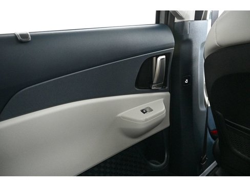 New 2026 Kia Carnival SX image 14