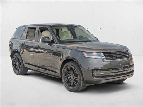 New 2025 Land Rover Range Rover SE image 7