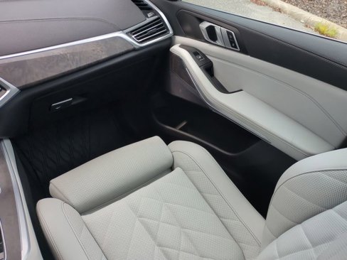 Used 2023 BMW X5 sDrive40i w/ Premium Package image 16