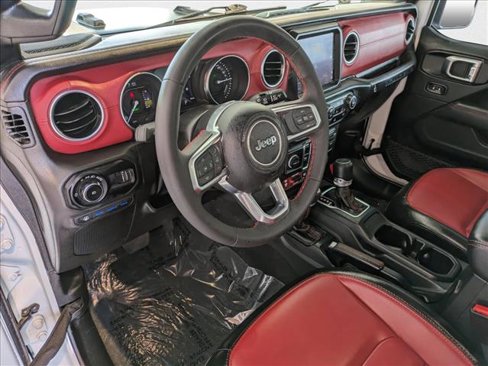 Used 2023 Jeep Wrangler Unlimited Rubicon 4xe image 10