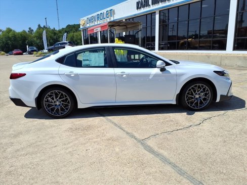 New 2025 Toyota Camry SE image 7