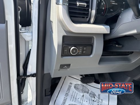 New 2026 Ford F250 XL w/ XL Chrome Package image 20