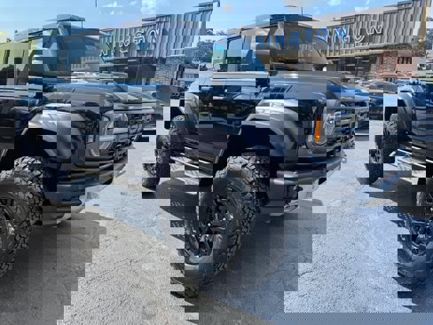 New 2025 Ford Bronco Raptor image 9